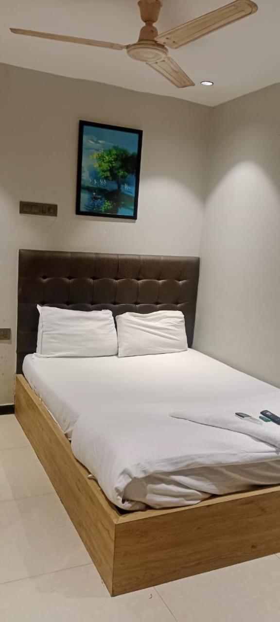 Hotel Sunrise Residency Bombaim Exterior foto
